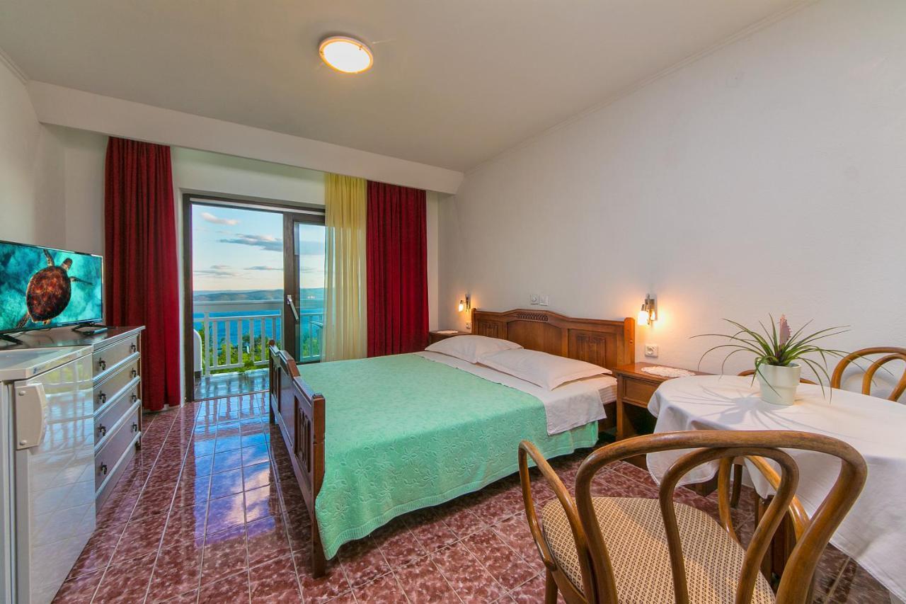 Adria Brela Apartments المظهر الخارجي الصورة
