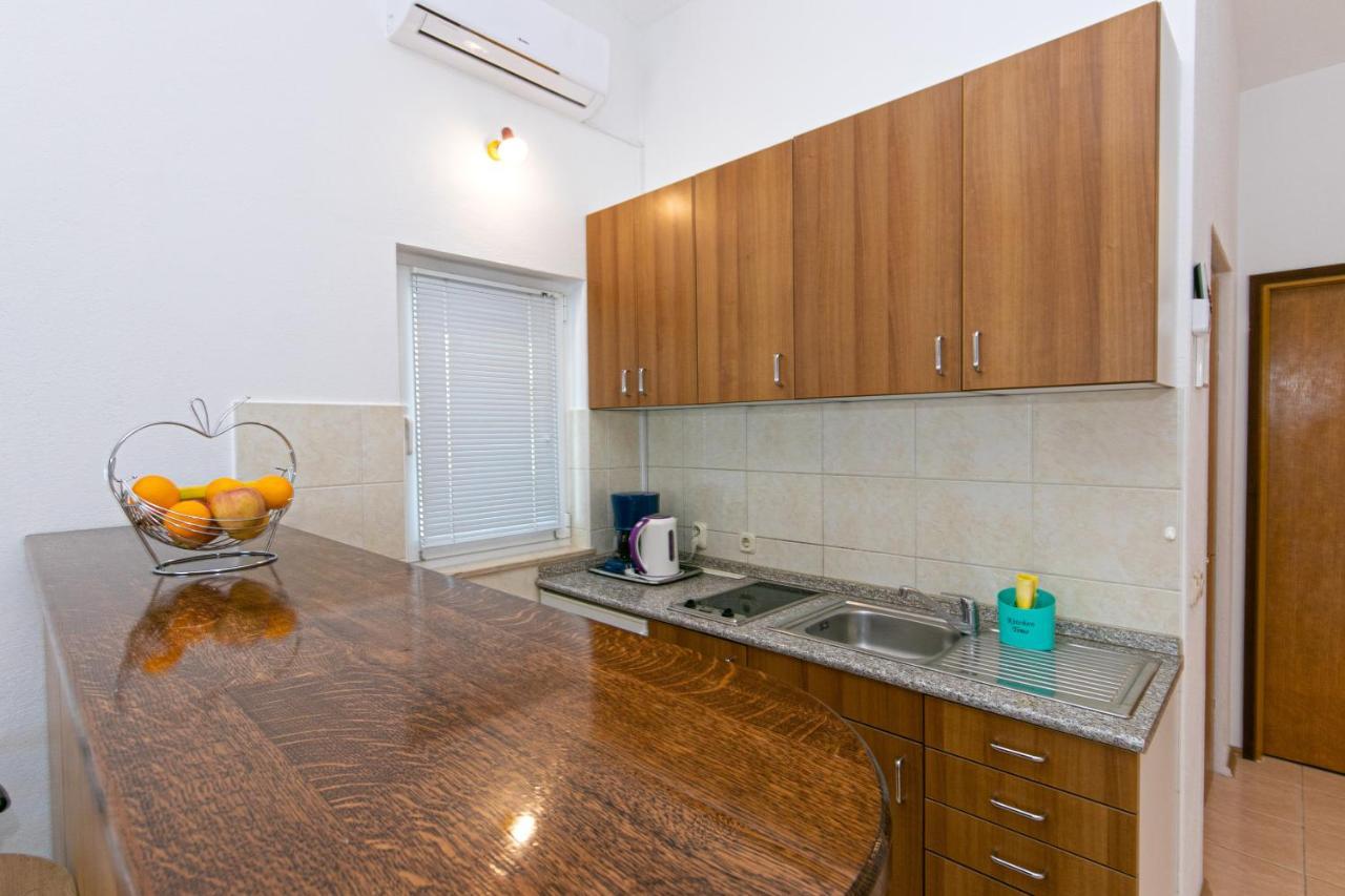 Adria Brela Apartments المظهر الخارجي الصورة